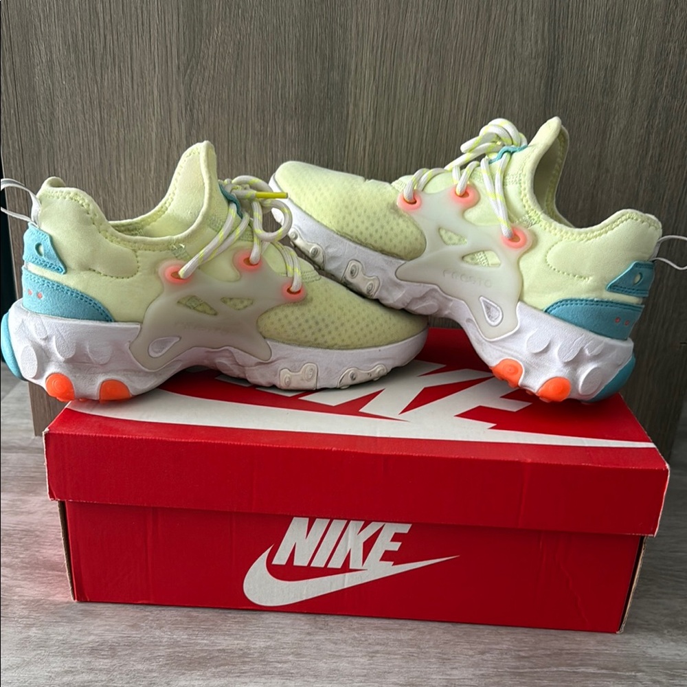 Nike Women’s React Presto